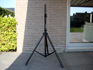 Statief voor de bevestiging van een terrasverwarmer