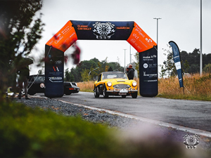 Bedrukte vertrekboog voor de Classic Car Rally