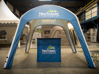 Extra opvallen? Combineer deze presentatiedesk met onze andere promotools!