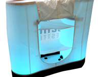 De achterkant van uw balie, hier met blauwe LED-verlichting (optioneel) actief.
