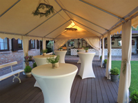 Prachtig ingerichte partytent 4x8 PVC basic van Feestzaal De Walhoek