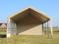Prachtige en sterke PVC feesttent 4x8 m met 4 boogramen per zijwand