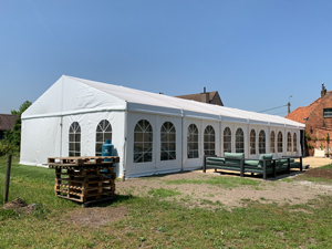 Professionele kadertent, de perfecte tent voor al uw evenementen. (foto: Van Heesvelde Arnold)