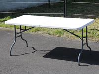 Plooibare bankettafel voor 4 personen
