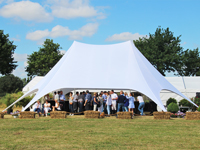 Dubbele stertent twin met polyester dakzeil