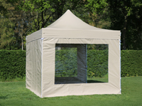 Alle zijwanden ritst u onderling aan elkaar voor een winddicht geheel (op foto tent van 3x3 meter)