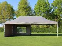 Vouwtent 3x6, hier met 1 blinde zijwand en 1 zijwand met raam